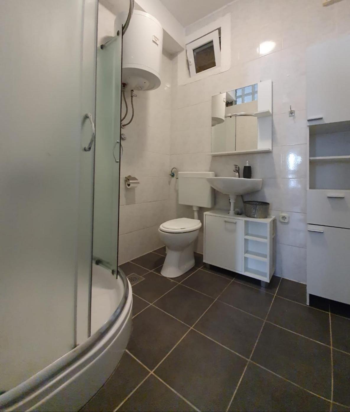 Apartments Kut Vis Pokoj fotografie
